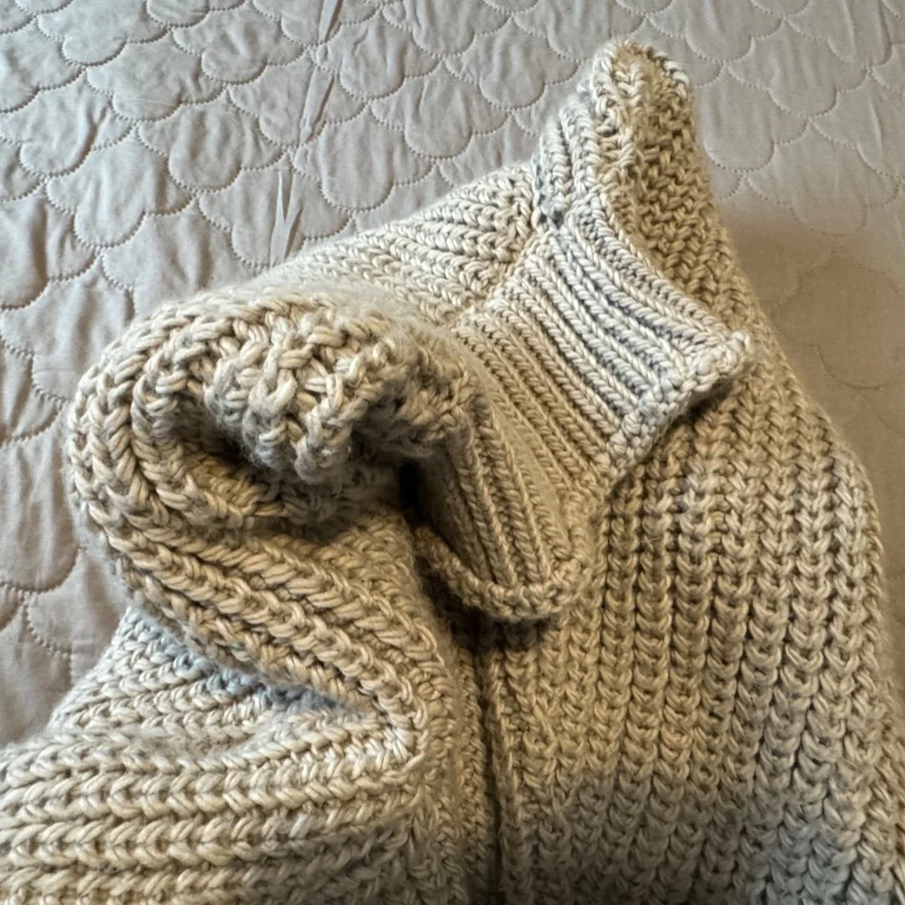 H&M Chunky Turtleneck - Picture 3 of 4